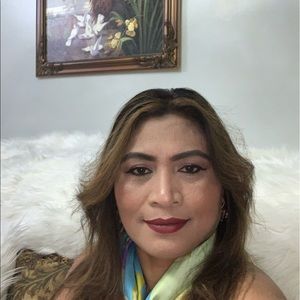 Meet your Posher, Tina